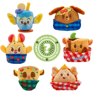 Disney Munchlings Terrifying Treats Collection – Mystery Box – Plush Toys | Scented – Detailed Micro Plush Sculpting, Embroidered Features, Soft & Squeezable Fill, Blind Pack 1 of 7 Characters(Playful Picnic)